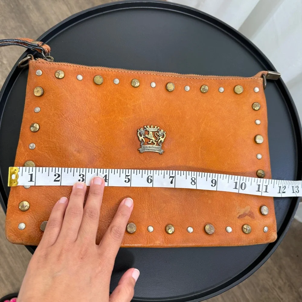 Pratesi Firenze Italian Leather Studded Pouch Bag Cognac Made in Italy - Picture 6 of 12